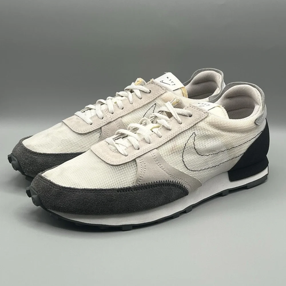 2020 Nike Daybreak Type White Gray Running Shoes - Men's Size 12‎ USED